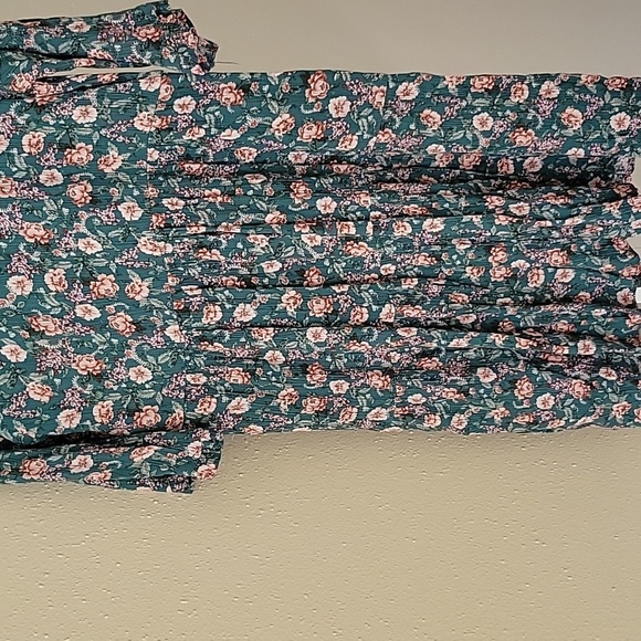 Hayley London Mini Dress Size S Floral Mini Short Sleeves - Picture 2 of 12